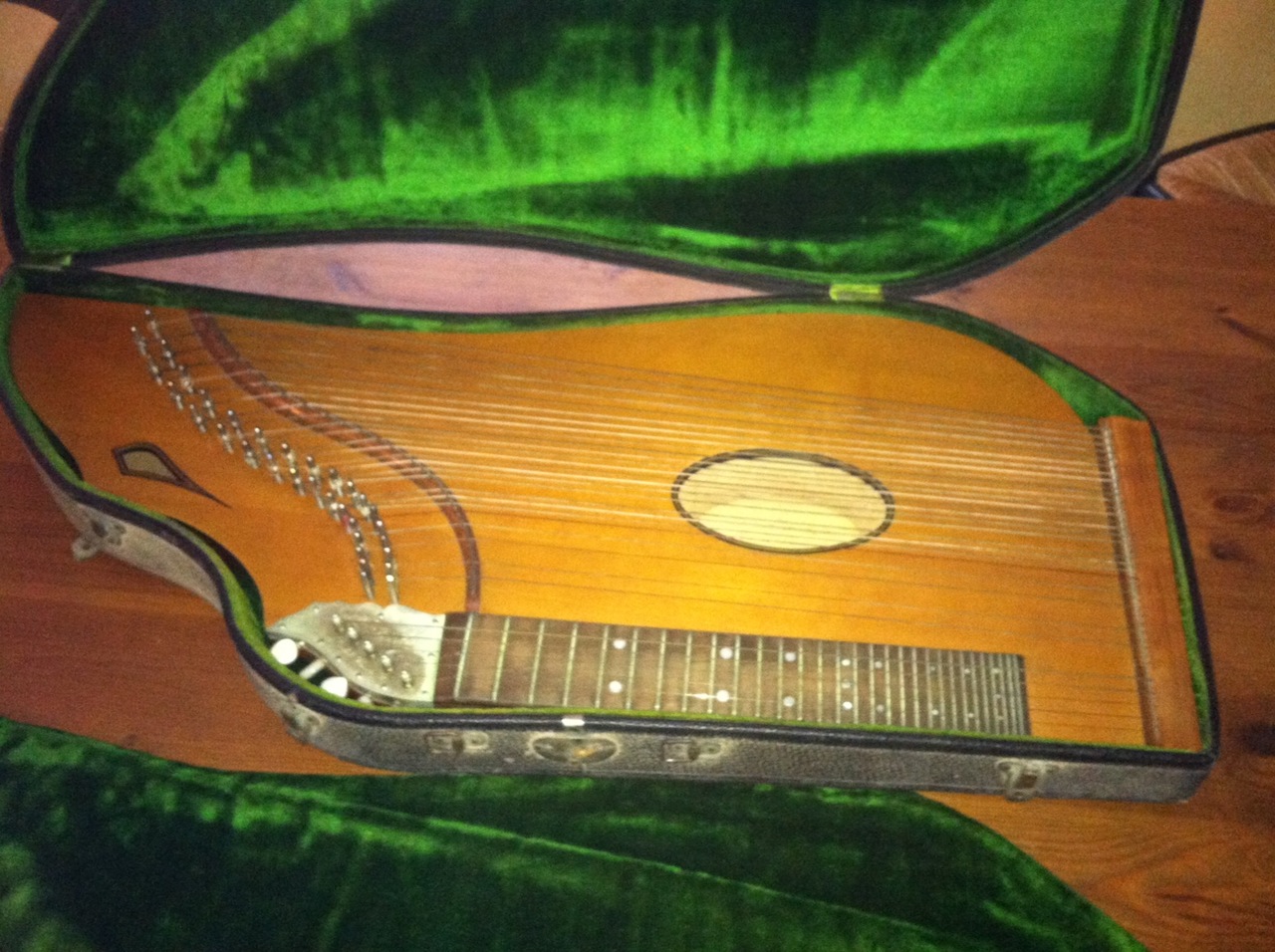 zither1.jpg