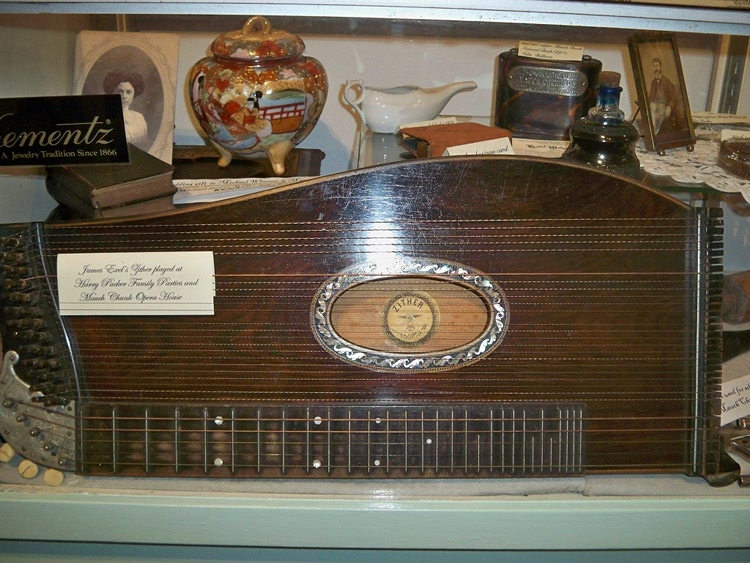 James Exel's zither on display.