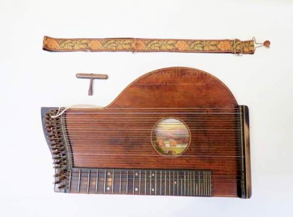 Zither2.jpg