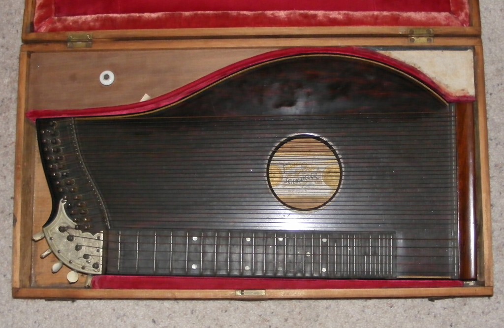 Schwarzer Model 21 Concert Zither