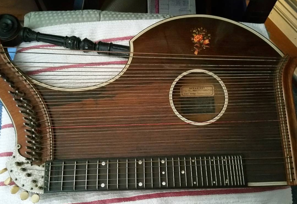 Walters Zither (1/3)
