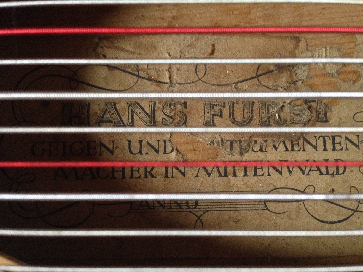 Maker's Mark: Hans Fürst - Geigen und Instrumenten Macher in Mittenwald